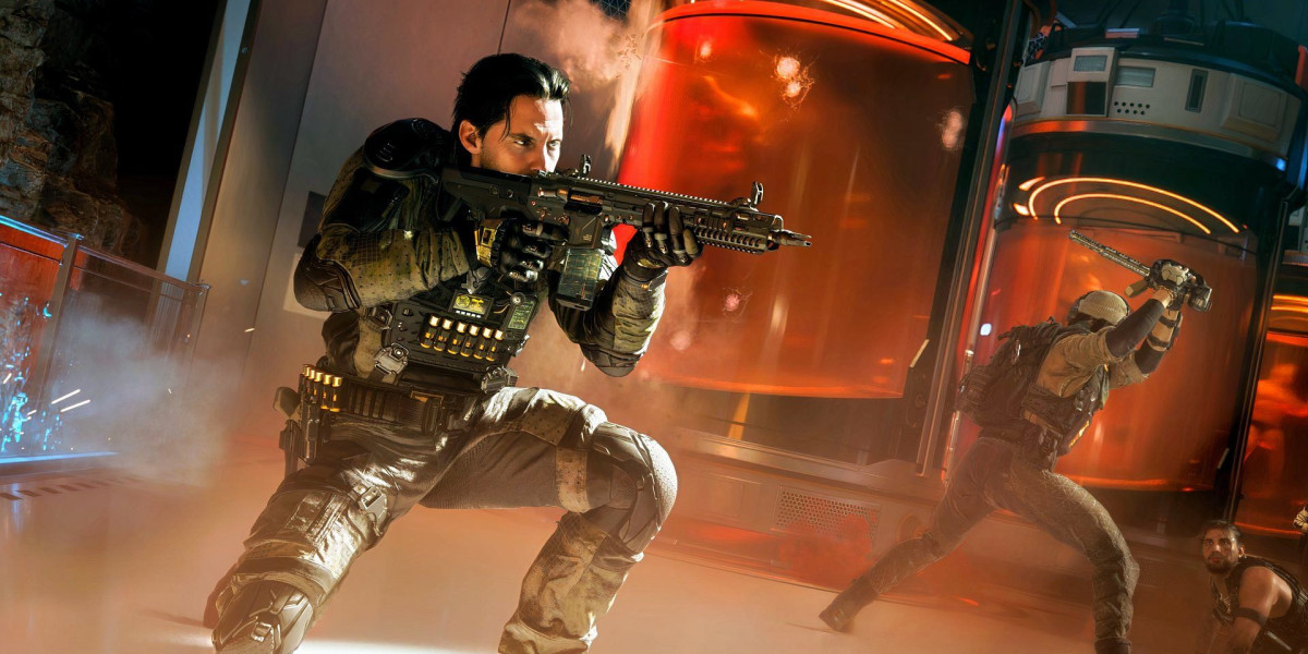 MMOexp COD BO7: Compensators and high-stability grips are common choices